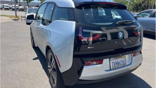 2017 BMW i3 - Images - 7