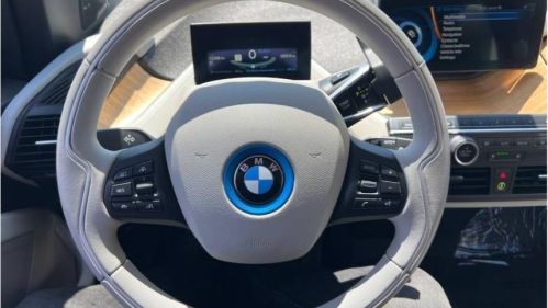 2017 BMW i3 - Images - 12