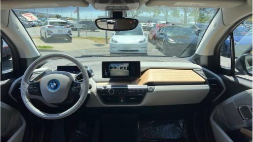 2017 BMW i3 - Images - 18
