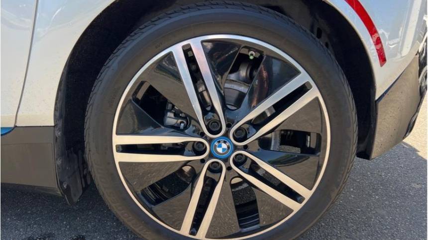 2017 BMW i3 - Images - 21