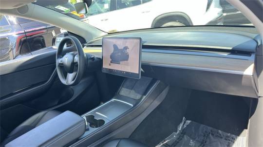 2022 Tesla Model Y 7SAYGDEE8NF414519