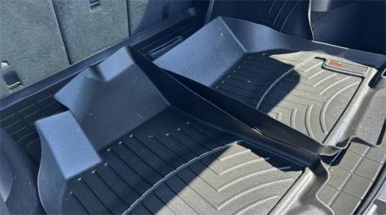 2022 Tesla Model Y 7SAYGDEE8NF414519