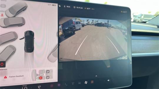 2022 Tesla Model Y 7SAYGDEE8NF414519