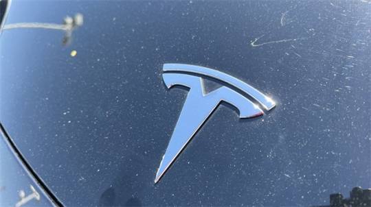 2022 Tesla Model Y 7SAYGDEE8NF414519