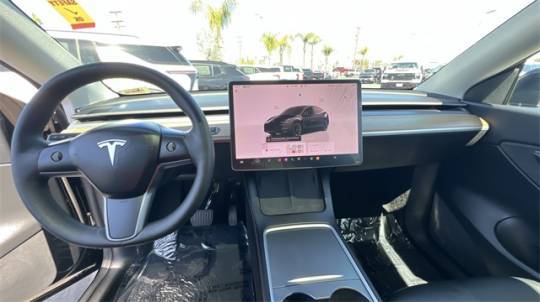 2022 Tesla Model Y 7SAYGDEE8NF414519