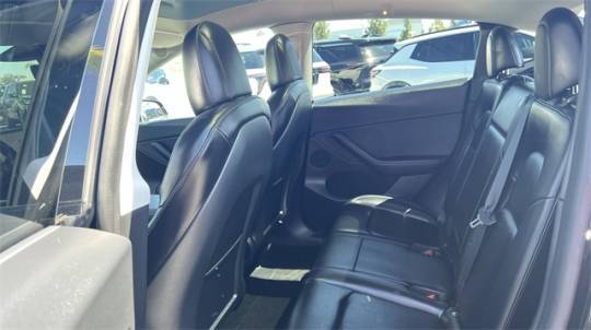 2022 Tesla Model Y 7SAYGDEE8NF414519