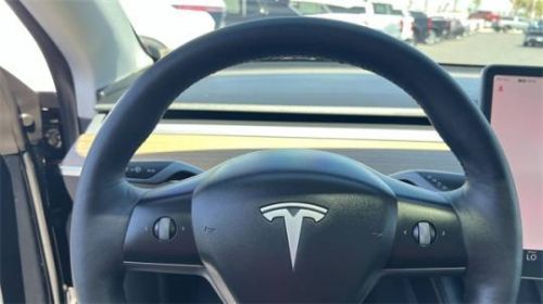 2022 Tesla Model Y 7SAYGDEE8NF414519
