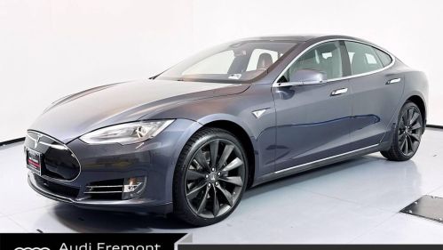 2015 Tesla Model S - Images - 1