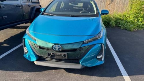 2017 Toyota Prius Prime - Images - 2