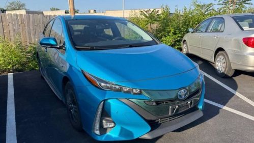 2017 Toyota Prius Prime - Images - 4