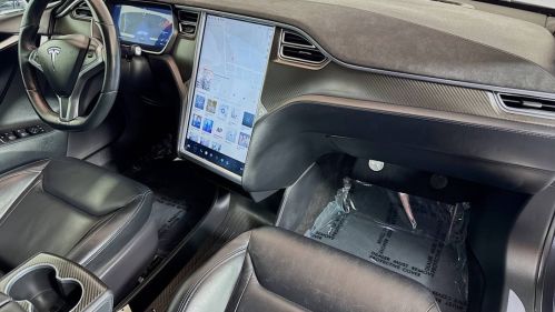 2015 Tesla Model S - Images - 26