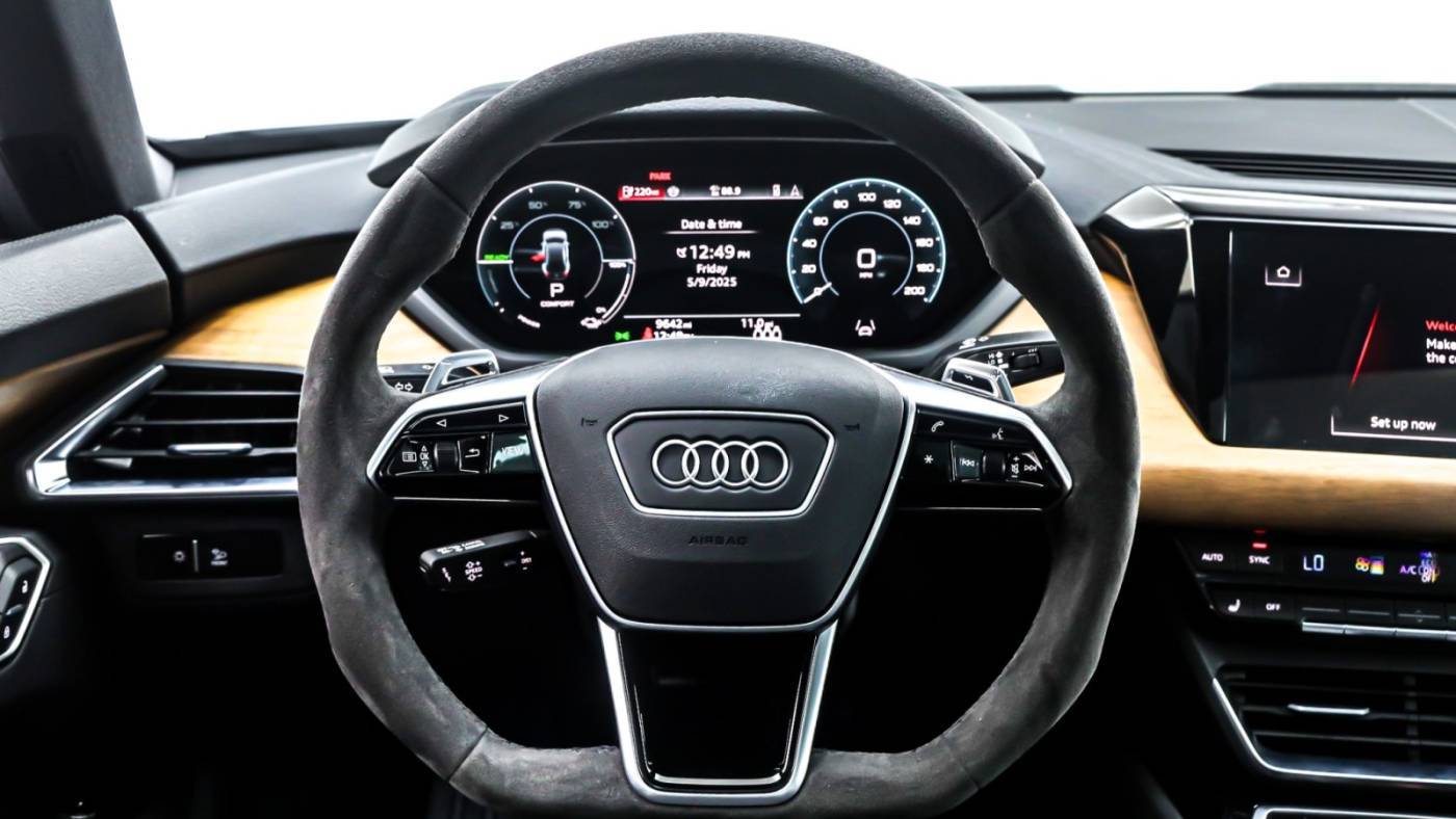 2024 Audi e-tron GT WAUFJBFW9R7001681