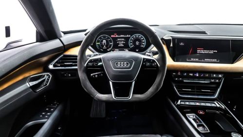 2024 Audi e-tron GT WAUFJBFW9R7001681