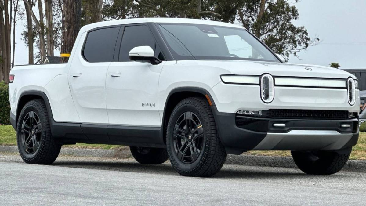 2024 Rivian R1T - Images - 7