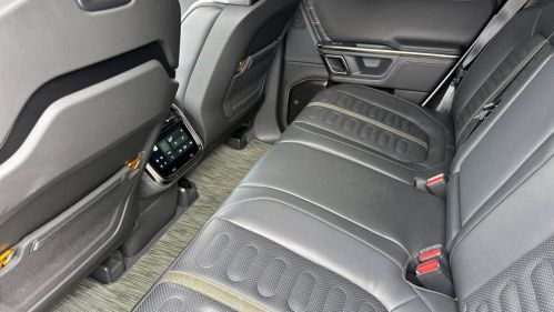 2024 Rivian R1T - Images - 11
