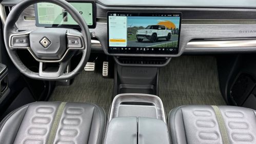 2024 Rivian R1T - Images - 12