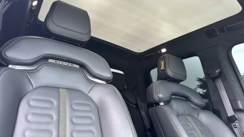 2024 Rivian R1T - Images - 15