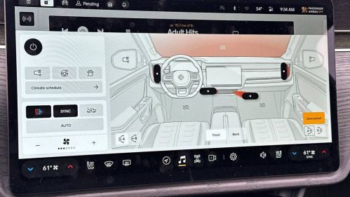 2024 Rivian R1T - Images - 18