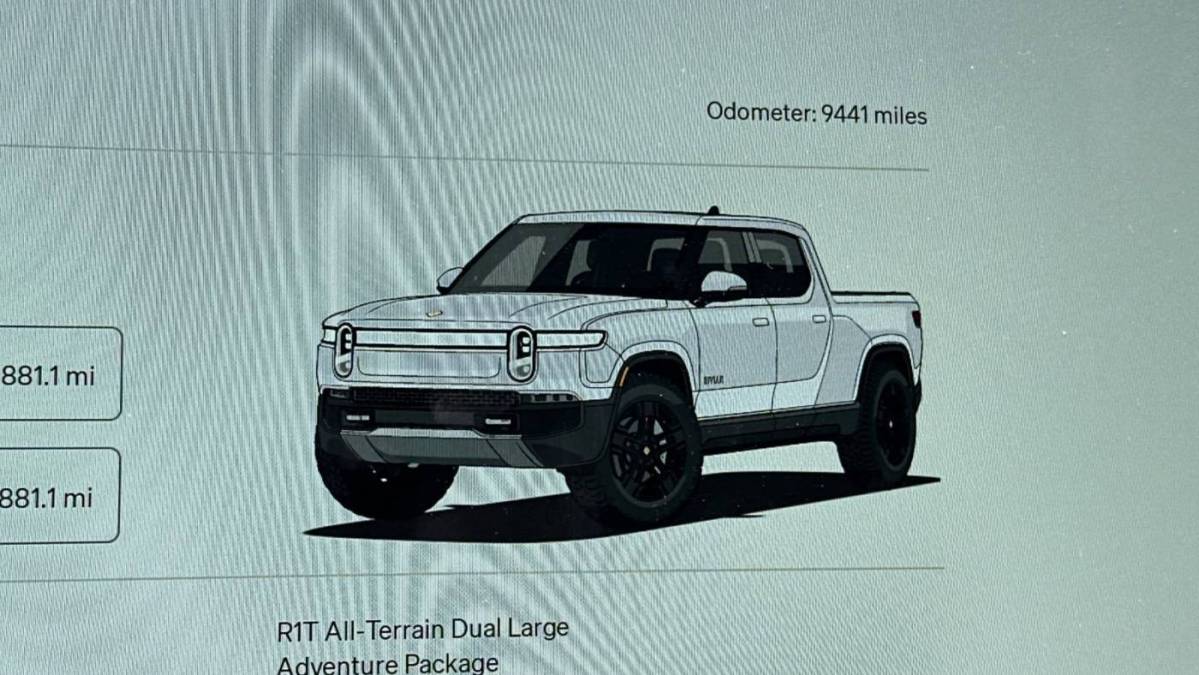 2024 Rivian R1T - Images - 24