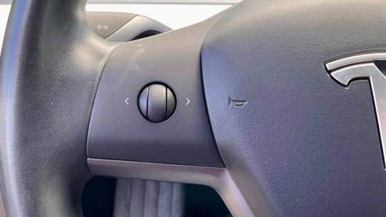 2018 Tesla Model 3 5YJ3E1EA2JF183068