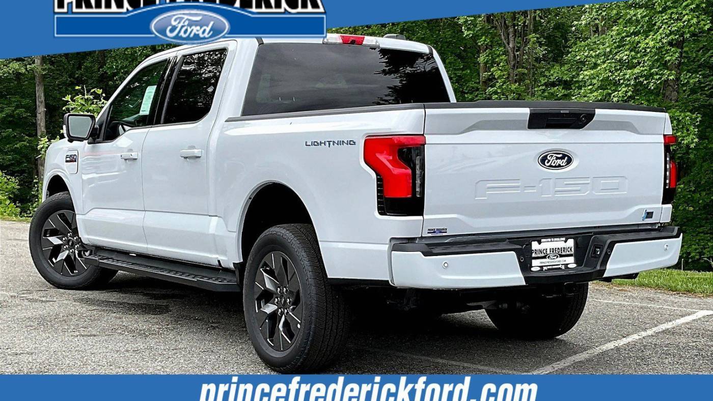2025 Ford F-150 Lightning 1FTVW3LU2SWG09384