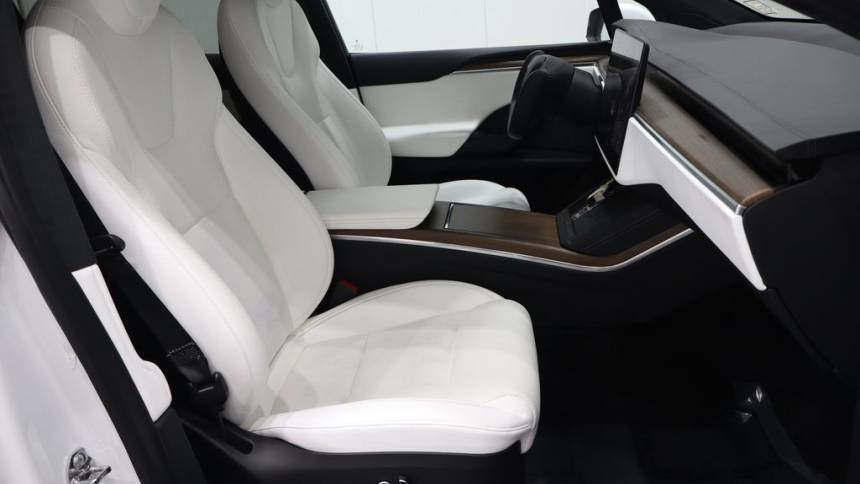 2022 Tesla Model X - Images - 10