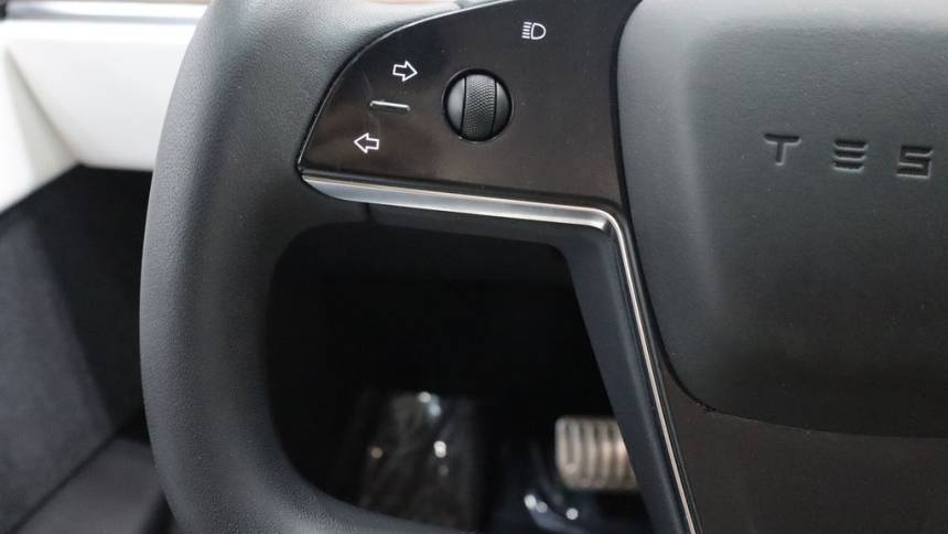 2022 Tesla Model X - Images - 17
