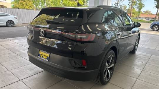 2023 Volkswagen ID.4 1V2VMPE82PC037317