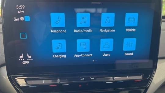 2023 Volkswagen ID.4 1V2VMPE82PC037317