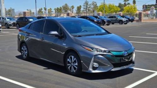 2017 Toyota Prius Prime - Images - 3