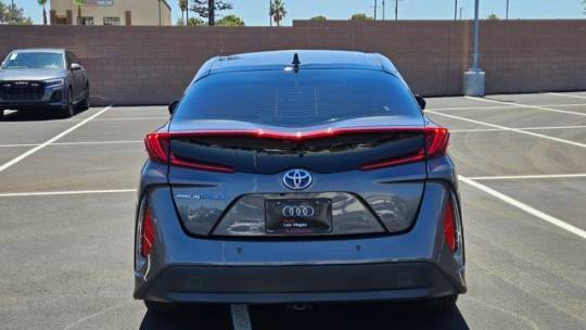 2017 Toyota Prius Prime - Images - 7