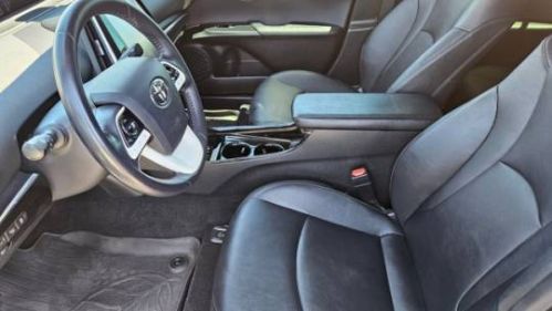 2017 Toyota Prius Prime - Images - 16