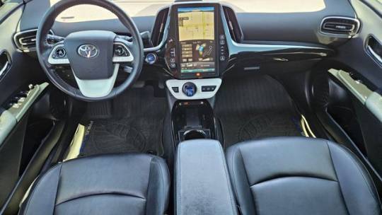 2017 Toyota Prius Prime - Images - 17