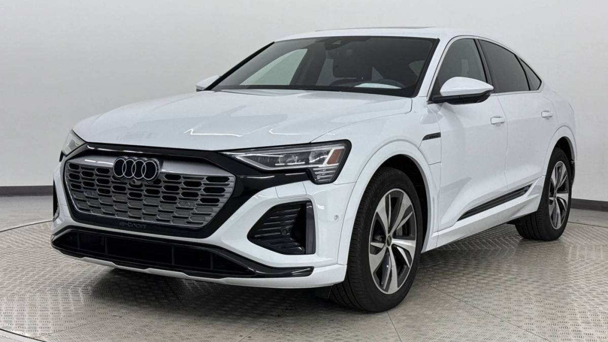 2024 Audi Q8 e-tron - Images - 3