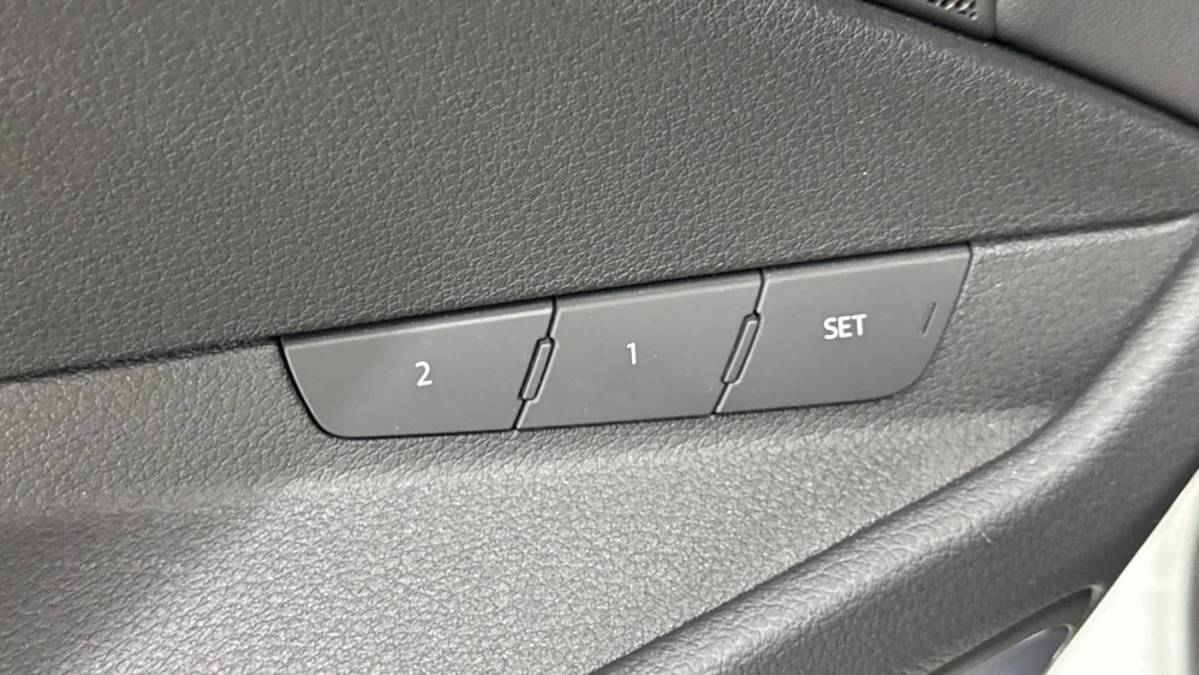 2024 Audi Q8 e-tron - Images - 12