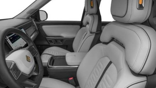 2024 Rivian R1S - Images - 9