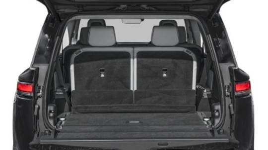 2024 Rivian R1S - Images - 11