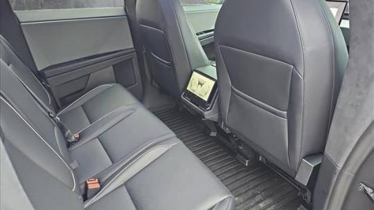 2024 Tesla Cybertruck - Images - 11