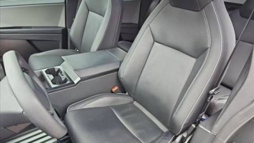 2024 Tesla Cybertruck - Images - 15
