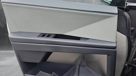 2024 Tesla Cybertruck - Images - 24
