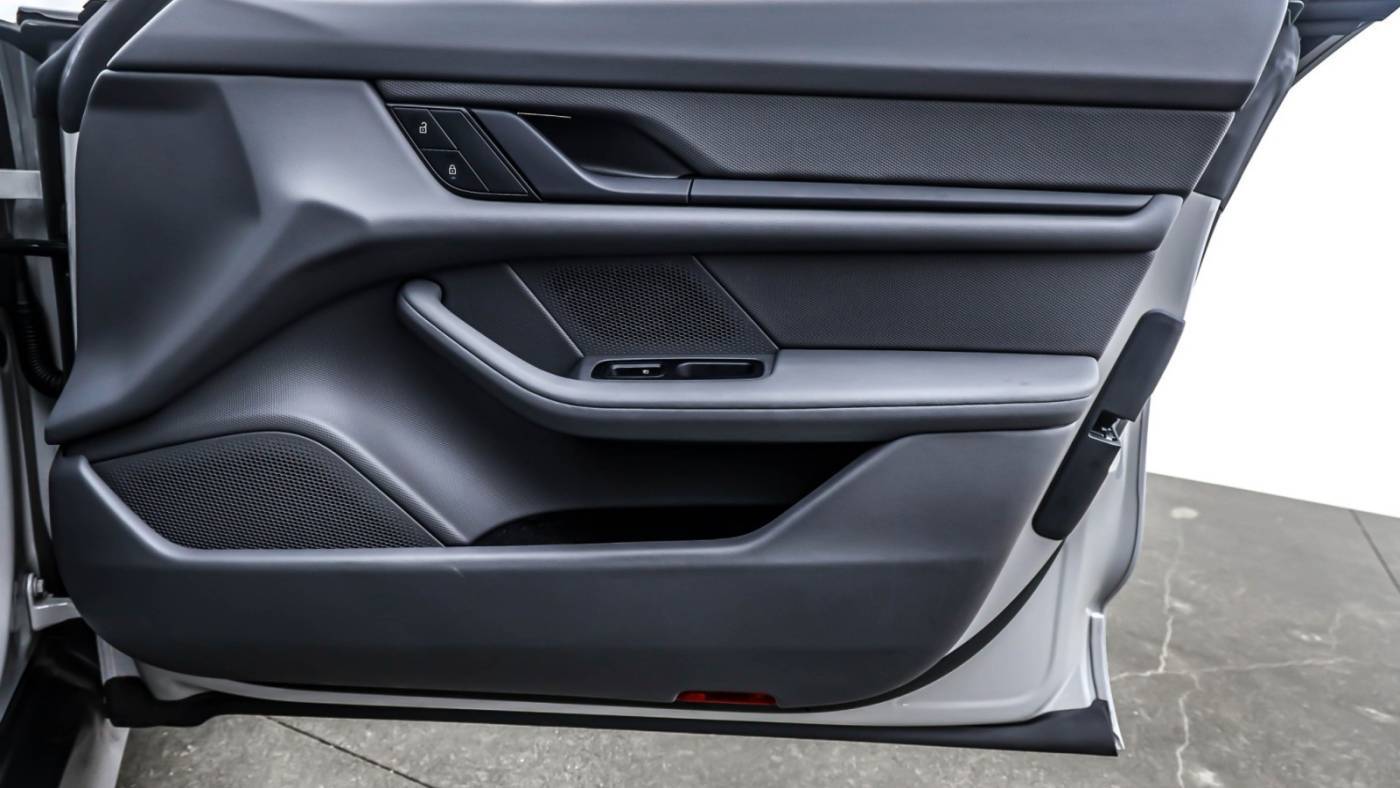 2023 Porsche Taycan WP0AA2Y18PSA13591