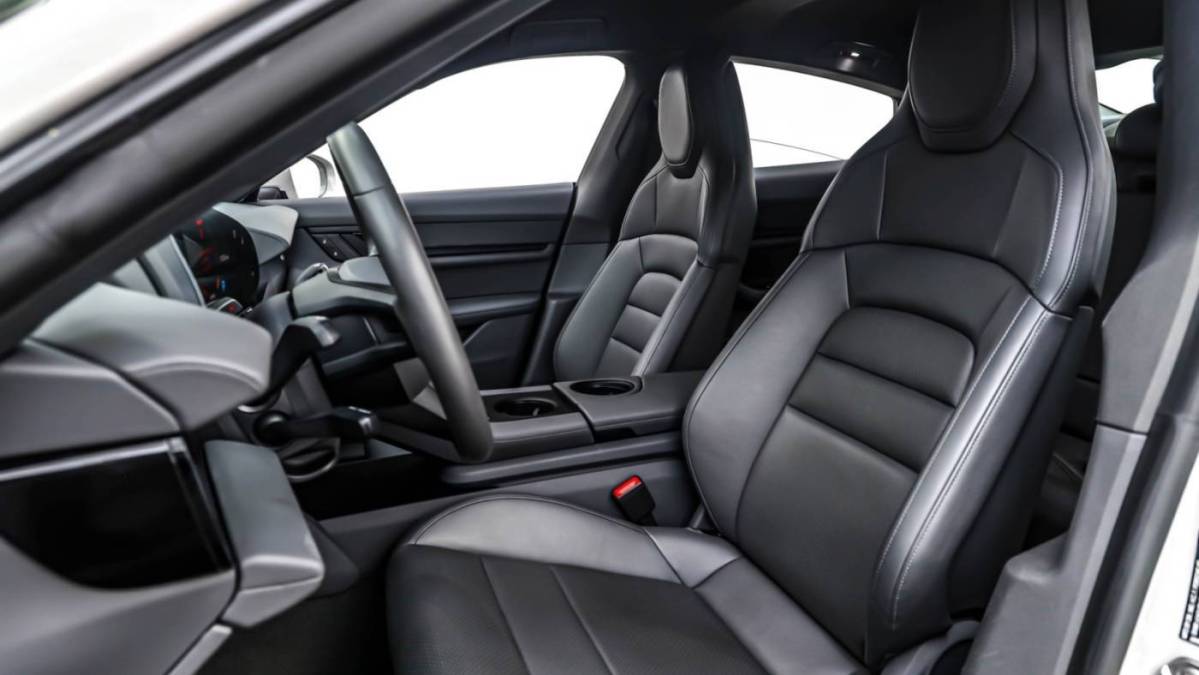 2023 Porsche Taycan - Images - 16