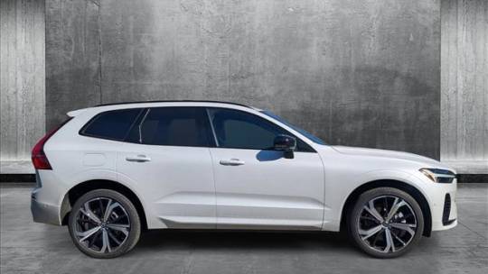 2023 Volvo XC60 YV4H60DM0P1324050