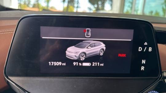 2021 Volkswagen ID.4 WVGUNPE26MP062372