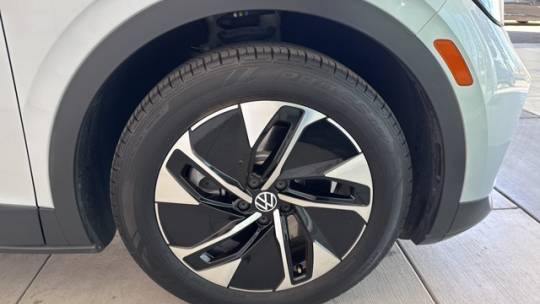 2021 Volkswagen ID.4 WVGTMPE29MP062655