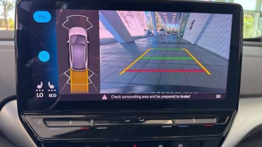 2021 Volkswagen ID.4 WVGTMPE25MP058702