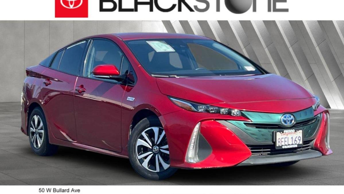2017 Toyota Prius Prime - Images - 1