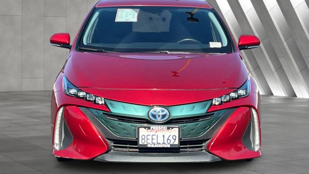 2017 Toyota Prius Prime - Images - 2