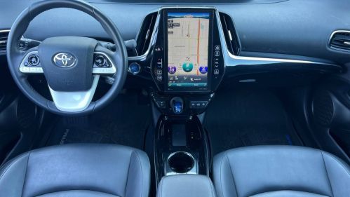 2017 Toyota Prius Prime - Images - 9