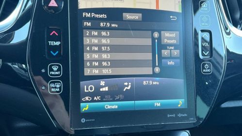 2017 Toyota Prius Prime - Images - 13